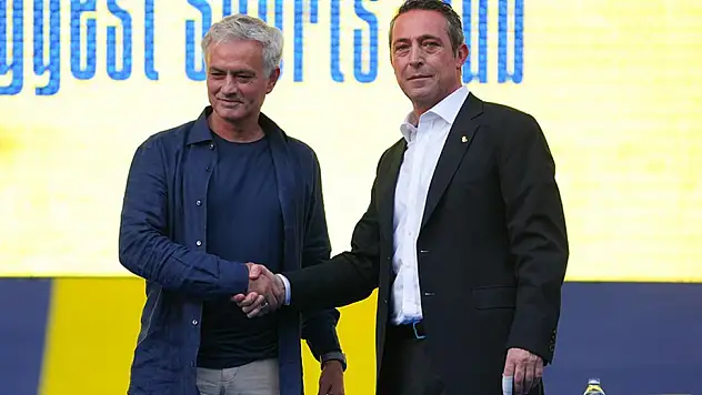 Fenerbahçe'den Büyük Transfer Operasyonu: Hedefte Kimler Var?