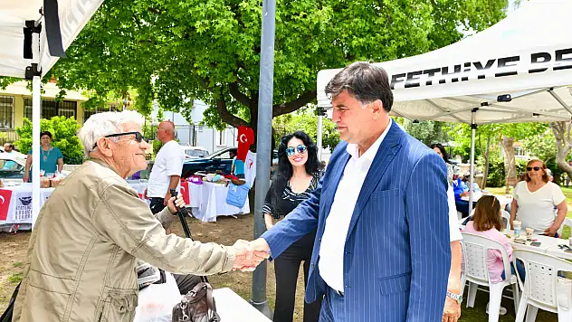 Fethiye Belediye Başkanı Alim Karaca'dan ADD'nin eğitim kermesine ziyaret