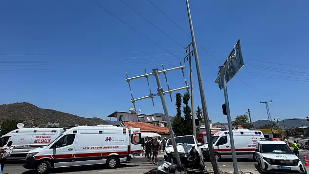 Fethiye'de feci kaza: Çok sayıda yaralı var