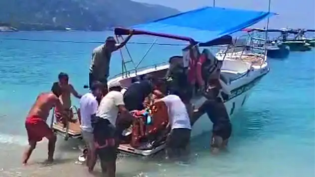 Fethiye'de paraşüt pilotu 100 metreden denize çakıldı