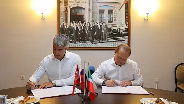 TATARİSTAN'IN NİZHNEKAMSK KENTİ MARMARİS'E KARDEŞ OLDU