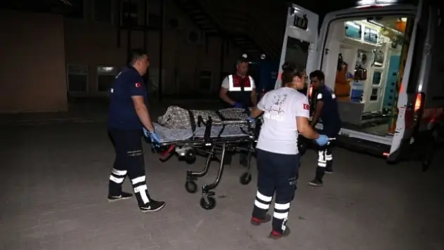 YATAĞAN'DA DEVRİLEN TRAKTÖRÜN ALTINDA KALAN SÜRÜCÜ YAŞAMINI YİTİRDİ