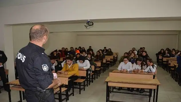 Ortaca'da Üniversite Öğrencilerine KADES Anlatıldı