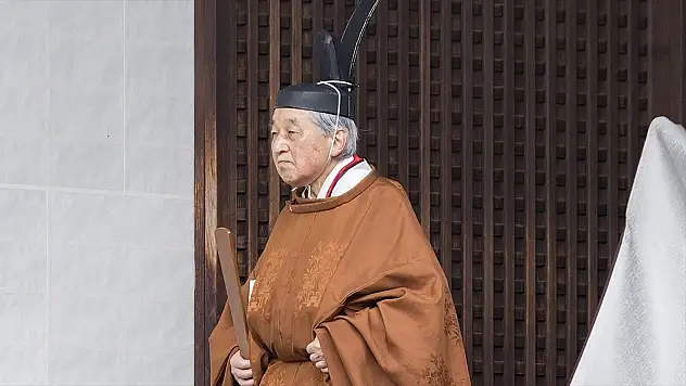 JAPONYA İMPARATORU TAHTI RESMEN BIRAKTI