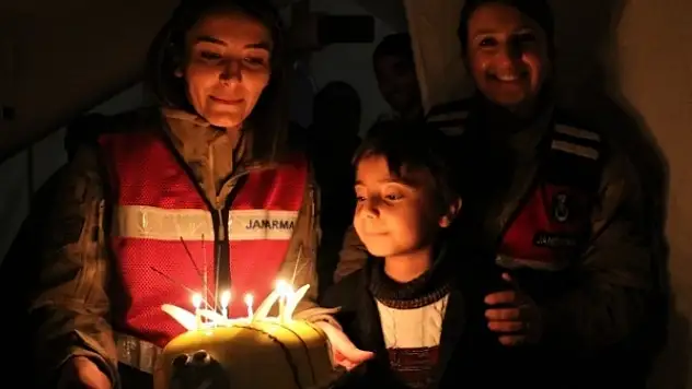 Elazığlı Muhammed'in Doğum Günü Çadırda Kutlandı