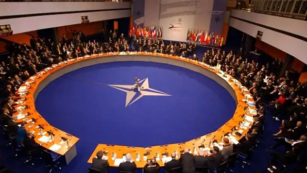 NATO'da Olağanüstü Suriye Toplantısı Başladı!