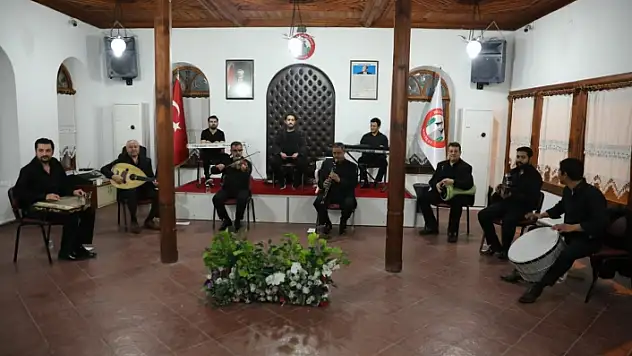Muğla'da Dünya Romanlar Günü'ne Özel Canlı Yayın!
