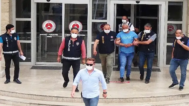 3 Araç ve 2 Vatandaşı Gasp Eden Aydın Firarisi Tutuklandı!