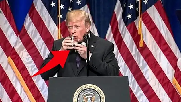 Beyaz Saray Ne Saklıyor? Trump'ın Su İçerken Zorlandı!