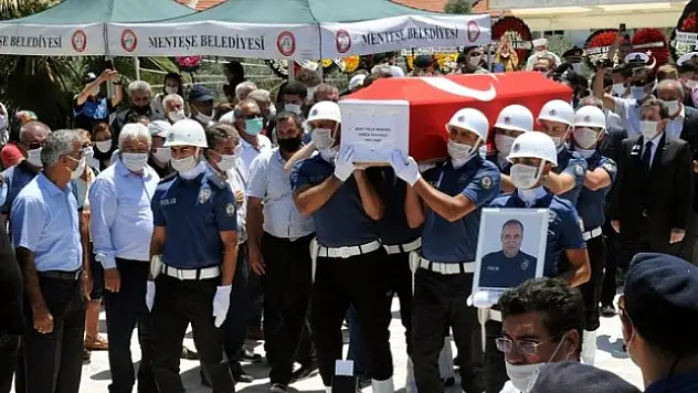 Eskişehir'de Şehit Olan Muğlalı Polis Cengiz Kuloğlu Toprağa Verildi
