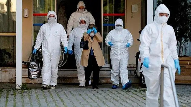 Bursa'da Koronavirüs Artışı Nedeniyle Hastanelere Yatak İlavesi Yapılıyor