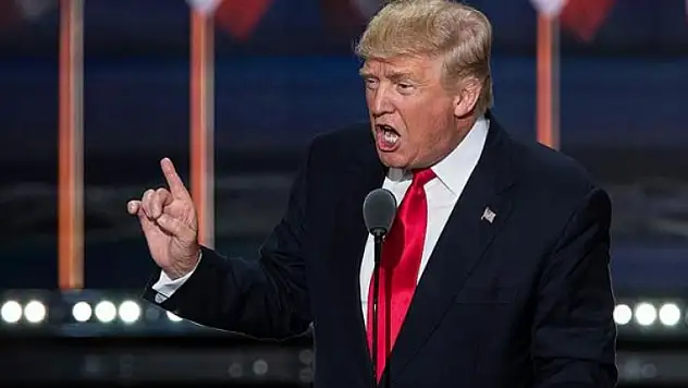 Twitter Hesabı Kalıcı Olarak Askıya Alınan Trump'tan: Bizi Susturamayacaksınız