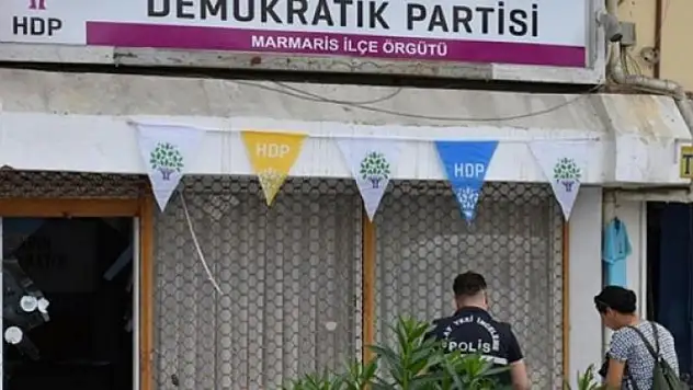 Marmaris'te HDP İlçe Binasına Saldırı!