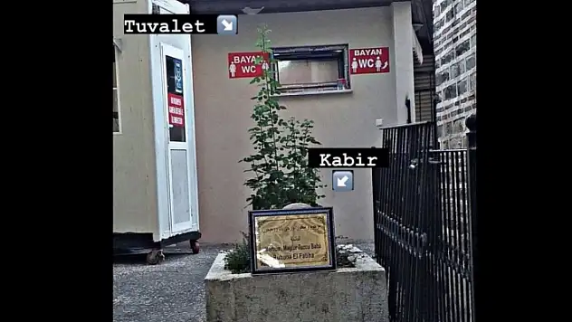 Bursa'da Kabrin Yanına Yapılan Tuvalet Tepki Çekti!