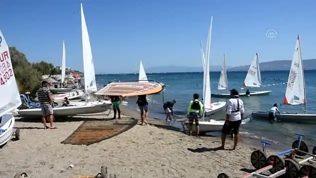 Bodrum'da Trafik Kazası Sonucu Hayatını Kaybeden Sporcunun Anısına Yelken Açtılar