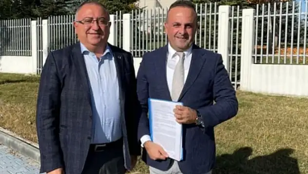 Eski CHP'li Başkan'dan Göreve İadesi İçin Başvuru