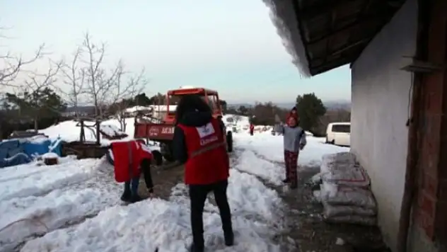 Menteşe'de Kızılay İhtiyaç Sahiplerinin Yardımına Koşuyor