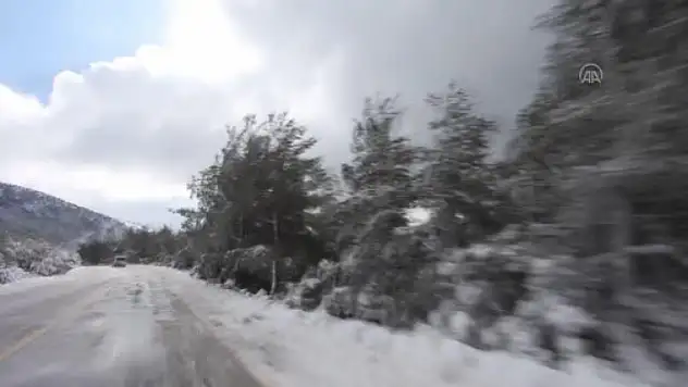 Türk Kızılayı'ndan Menteşe'de Kardan Etkilenenlere Yardım ulaştırdı
