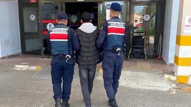 Fethiye'de 6 Yıl 3 Ay Hapis Cezası Bulunan Hükümlüyü JASAT Yakaladı