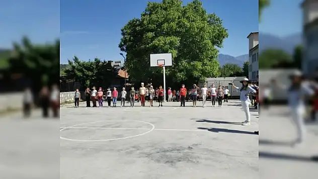 Köyceğiz Beyobası İlkokulu'nda Hıdırellez Coşkusu