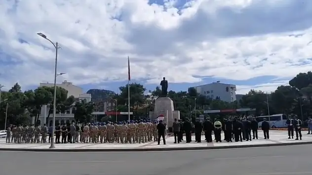 Muğla Cumhuriyet Meydanı'nda Jandarma Teşkilatı'nın 183'üncü Kuruluş Yıldönümü Töreni