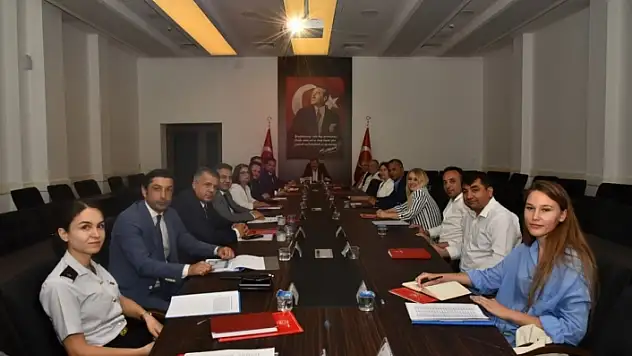 Muğla Valisi Tavlı'dan Kadınlara 'KADES' Tavsiyesi