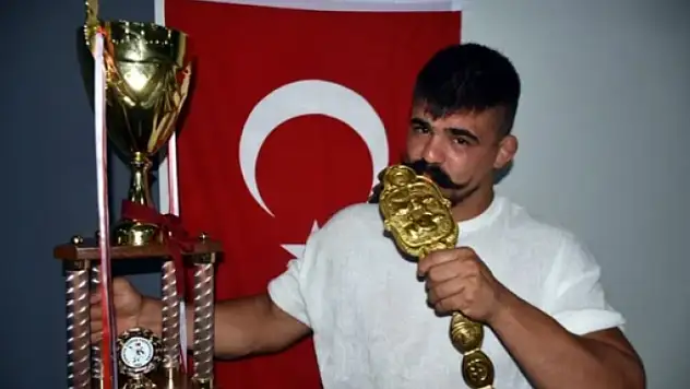 Başpehlivan Cengizhan Şimşek: Bıyığımın İmajı Er Meydanı'na Renk Kattı