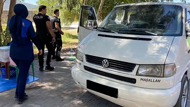 Fethiye'deki Lüks Araçta Dilencilik!