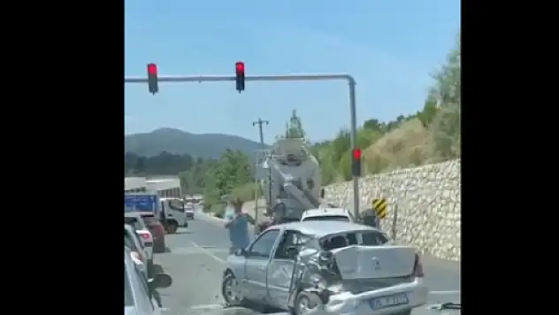 Menteşe'de Zincirleme Trafik Kazası!