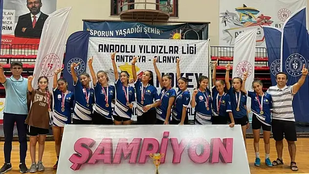 Muğla Kız Hokey Takımı Türkiye Şampiyonu Oldu