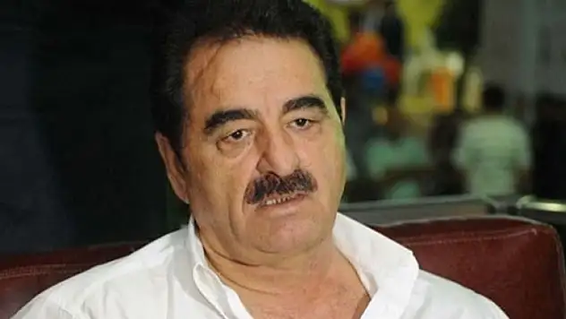 İbrahim Tatlıses, Bodrum'da Geçirdiği Trafik Kazasında Araçta Sıkıştı