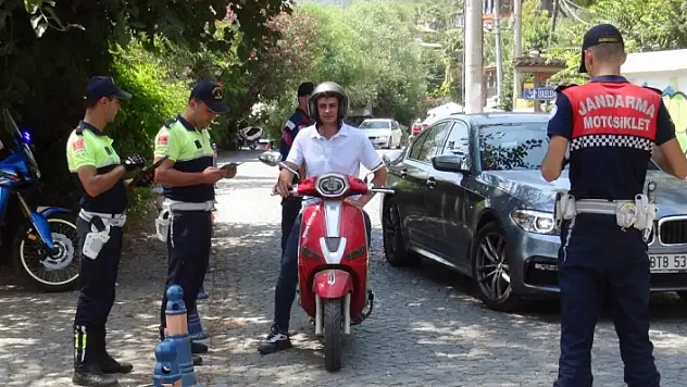 Jandarmadan Akyaka'da 'Huzur ve Güven' Uygulaması