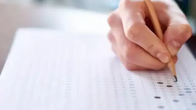 KPSS'deki 'Aynı Soru' İddiaları Sonrası Yayınevinden Açıklama Geldi