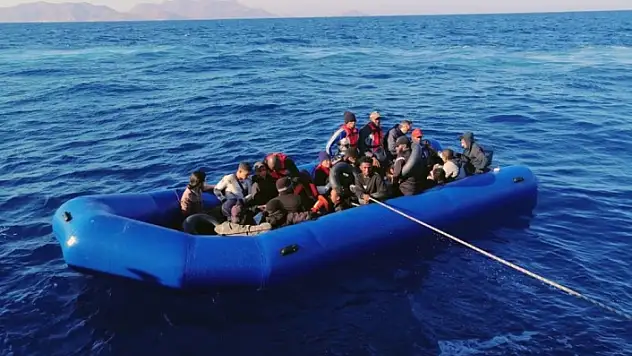 Datça'da 48 Göçmen Kurtarıldı, 29 Göçmen Yakalandı