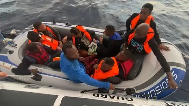 Bodrum'da 14 Düzensiz Göçmen Kurtarıldı, 19 Göçmen ise Yakalandı