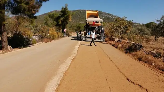 Muğla Büyükşehir, 127 Kilometre Yol Çalışması Gerçekleştirdi