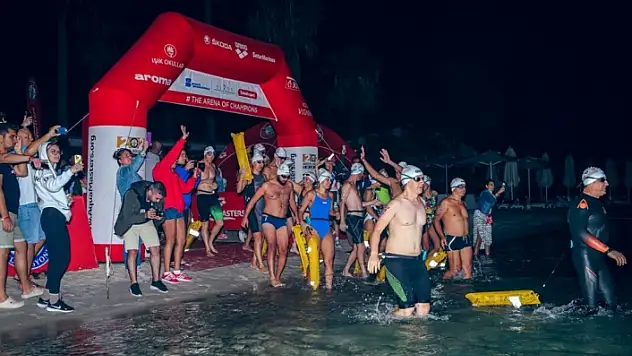 17. Uluslararası Arena Aquamasters Yüzme Şampiyonası, Marmaris'te Başladı
