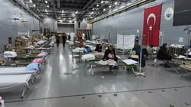 MSKÜ HEKİMLER, TCG BAYRAKTAR SAHRA HASTANESİ'NDE GÖREVDE