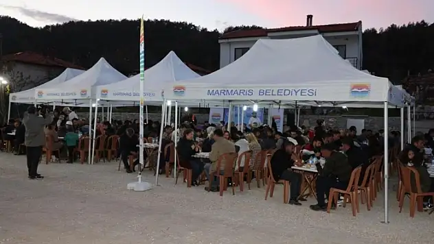 MARMARİS BELEDİYESİ'NİN İKİNCİ İFTAR SOFRASI ÇETİBELİ MAHALLESİ'NDE