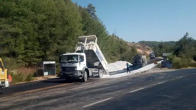 MİLAS'TA 473 KM YOL ÇALIŞMASI YAPILDI