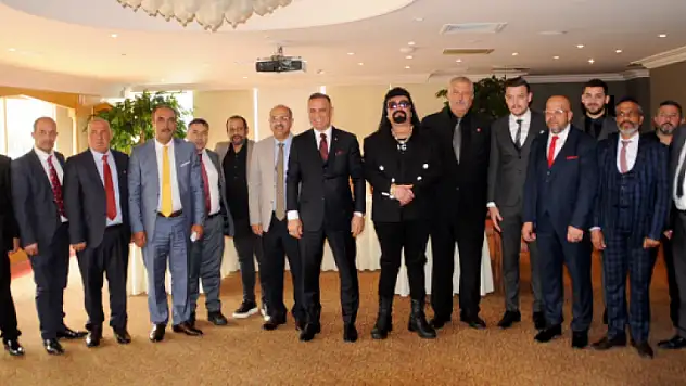 ROMANLAR CUMHUR İTTİFAKI'NIN YANINDA