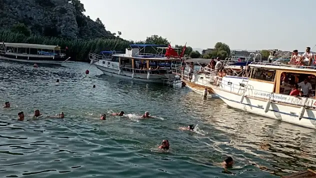 ORTACA'DA DENİZCİLİK VE KABOTAJ BAYRAMI COŞKUSU YAŞANDI