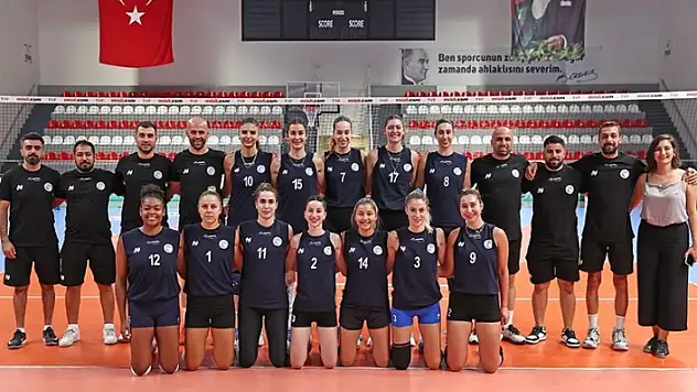 ÇUKUROVA BELEDİYESİ KADIN VOLEYBOL TAKIMI, AVRUPA HEDEFİYLE YENİ SEZONU KARŞILIYOR