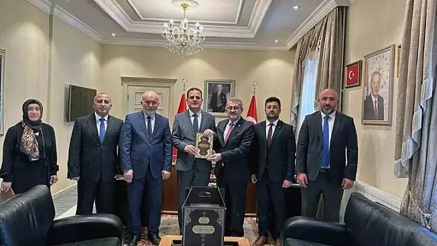 MUĞLA İL MÜFTÜSÜ ÇAPTI, VALİ İDRİS AKBIYIK'I ZİYARET ETTİ