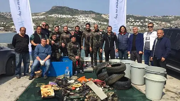 BODRUM'DA DENİZ DİBİ TEMİZLİĞİ