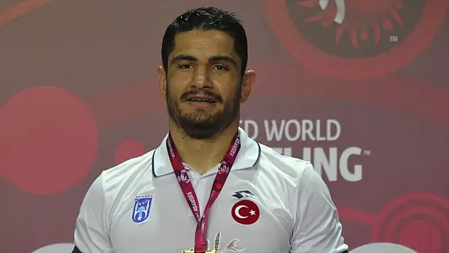 MİLLİ SPORCU TAHA AKGÜL ALTIN MADALYA KAZANDI