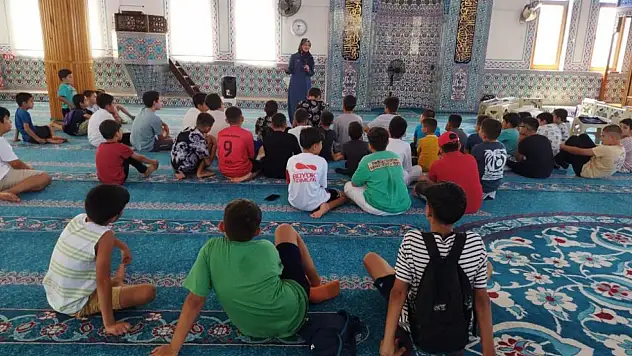 Köyceğiz'de Kur'an kurslarında seminer verildi
