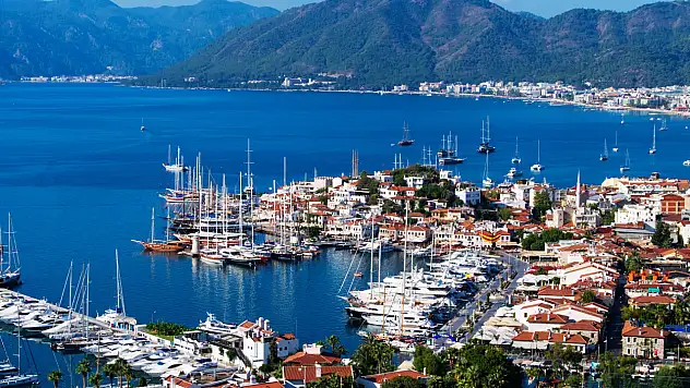 Marmaris'te bir eğlence mekanında kadın turistlerin darp edildiği iddia edildi