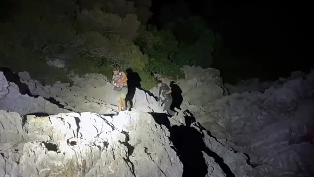 Marmaris'te düzensiz göç mesaisi! Sahil Güvenlik ekipleri harekete geçti