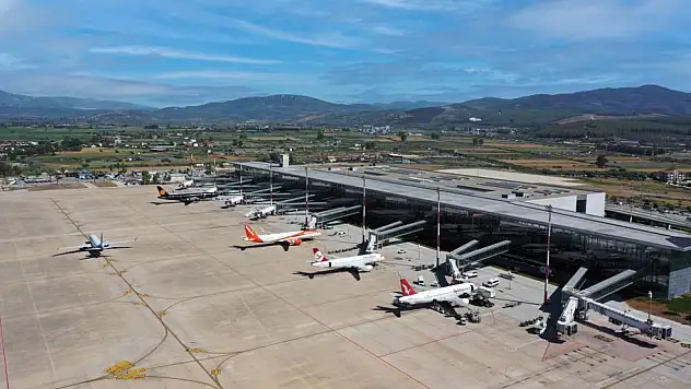Milas-Bodrum Havalimanında 4 ayda 512 bin yolcu uçtu!